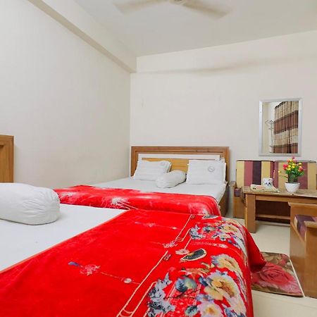 Hotel New Royal Palace Dhanmondi Дакка Екстер'єр фото