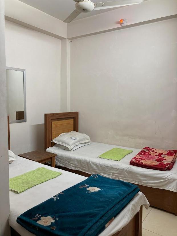 Hotel New Royal Palace Dhanmondi Дакка Екстер'єр фото